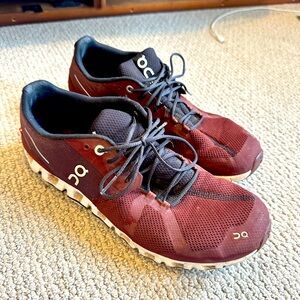Men’s On Cloud 5 Running Shoes Maroon
